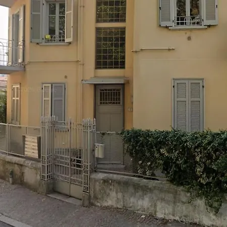 Apartment Al Molo 4 Como